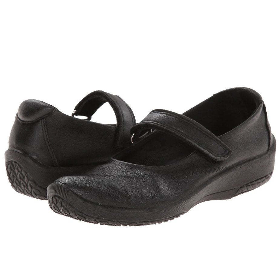 Arcopedico L18 Vegan Flats Women's Slip-on Shoes#color_black