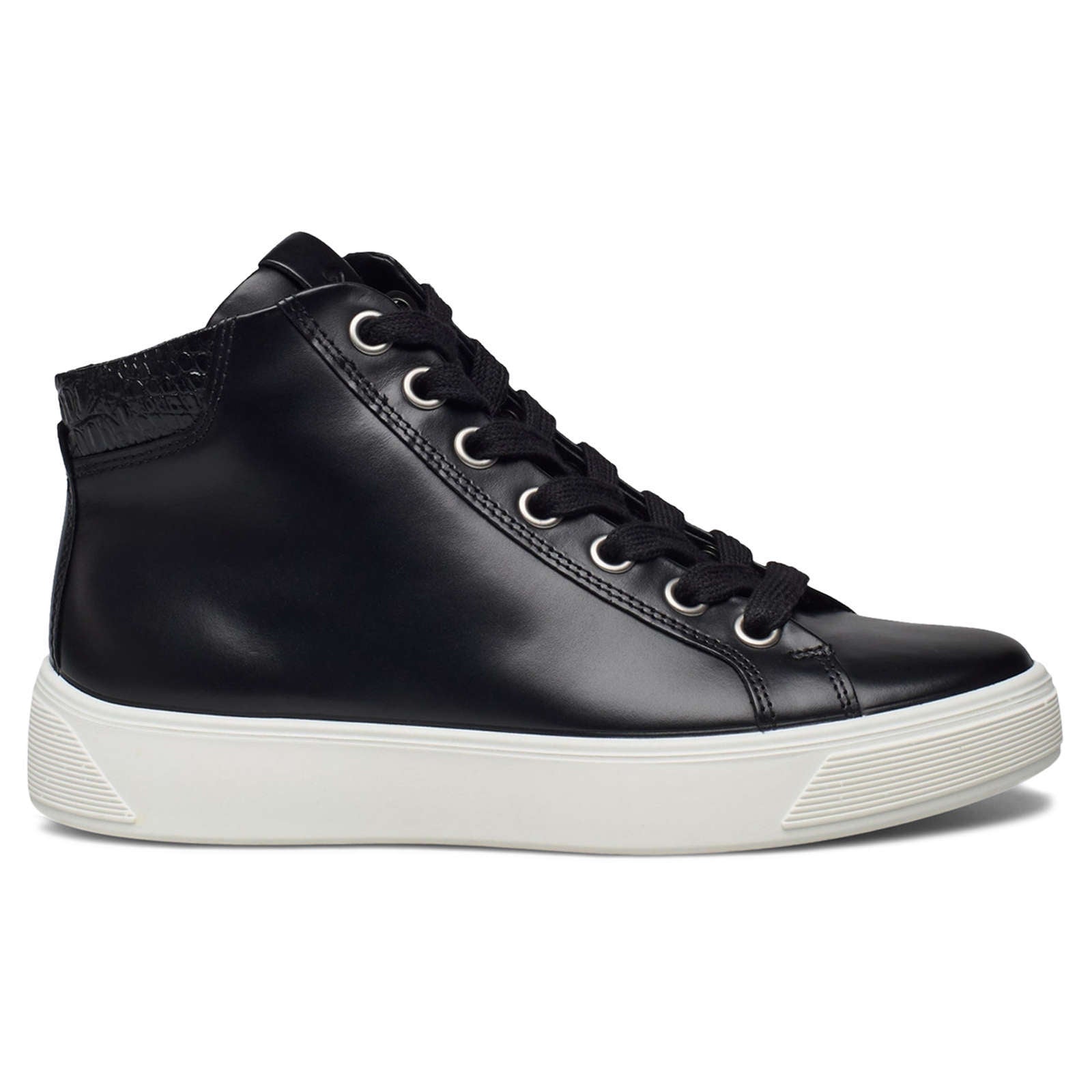 Ecco Street Tray Leather Womens Trainers#color_black